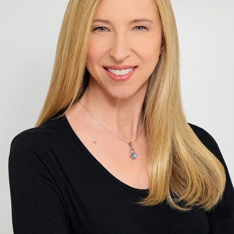 Alice Dinnean Vernon AI voice