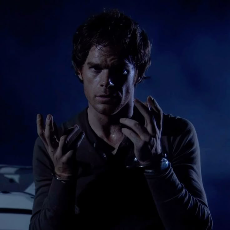 Dexter Morgan 'Dex' (Doblaje Latino)S2-8 AI voice