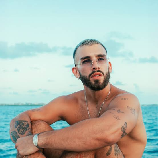 Manuel Turizo  AI voice