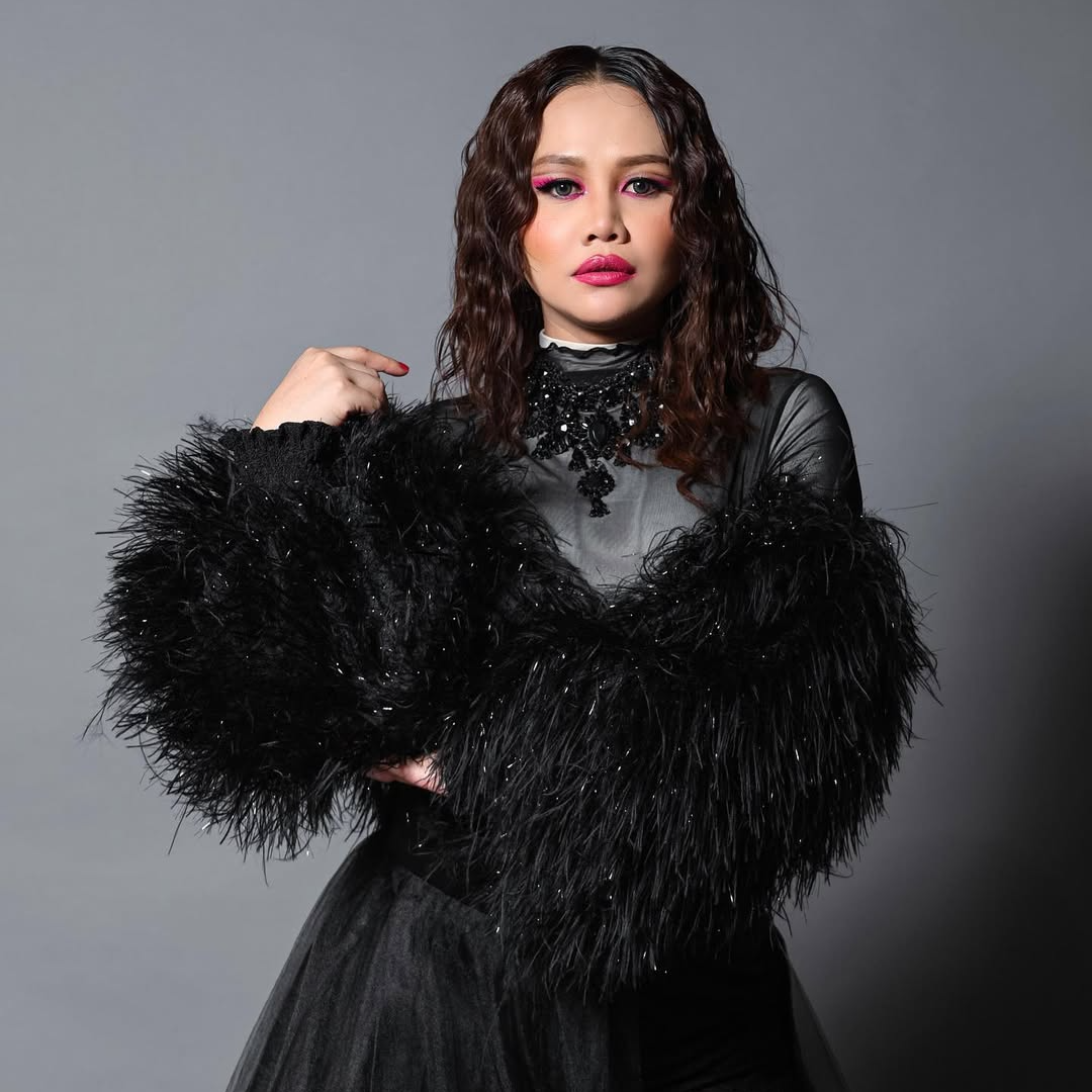 Stacy Anam (Bunga Cantik) AI voice