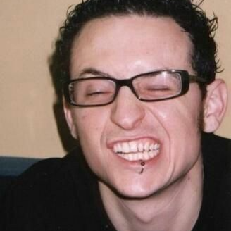 Chester 1k(Meteora/Hybrid Theory)  AI voice