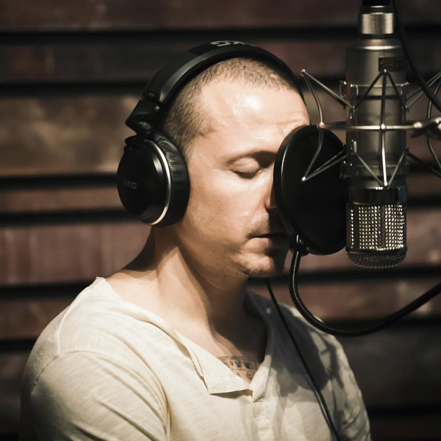 Chester Bennington (One More Light) AI voice