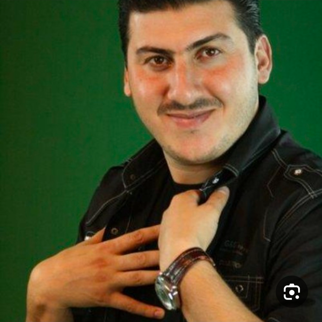 مصطفى العزاوي من قناة طيور الجنة  AI voice