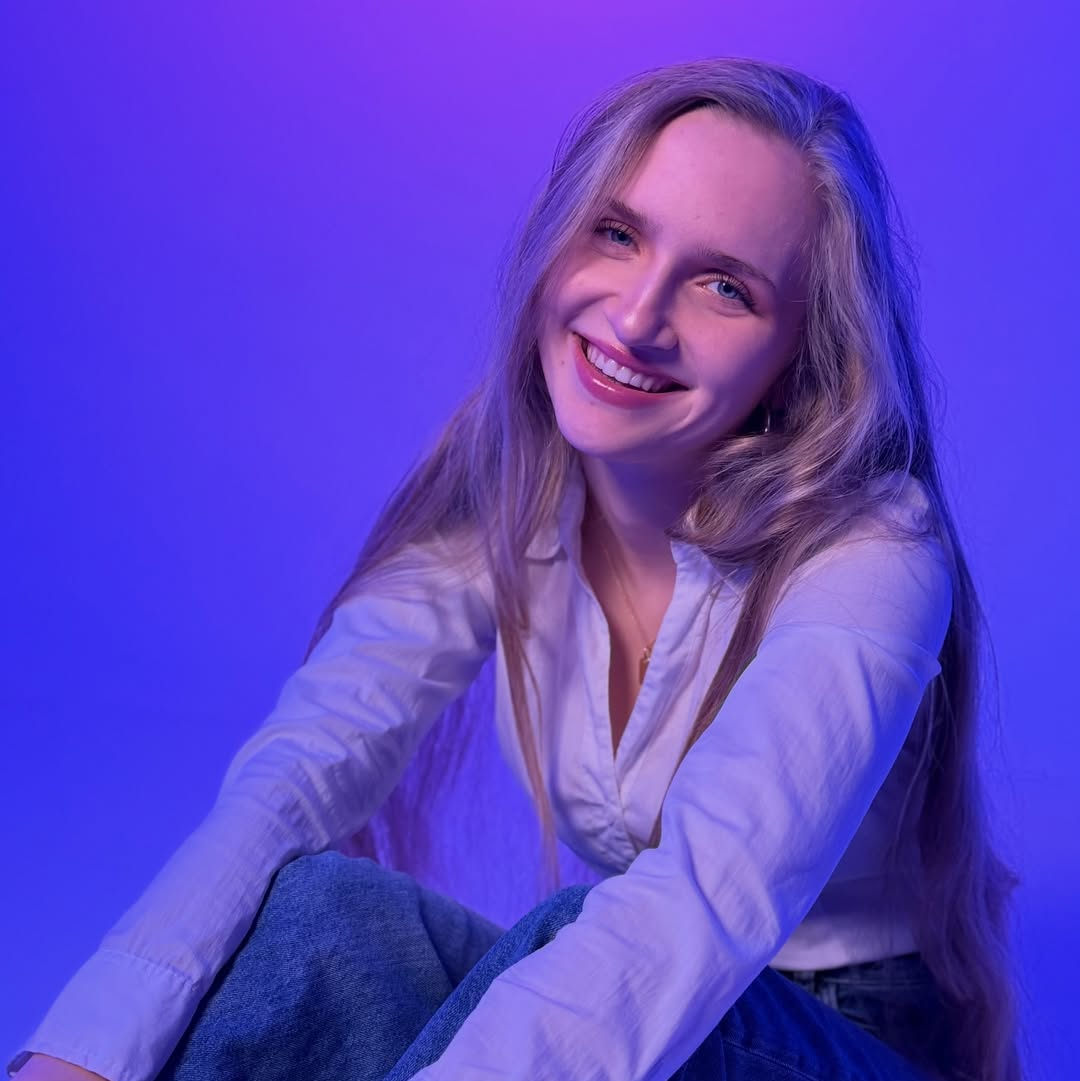 Adela "Adela" Zouharová AI voice
